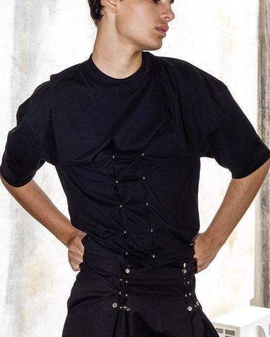 Camiseta botones efecto pinza Negra