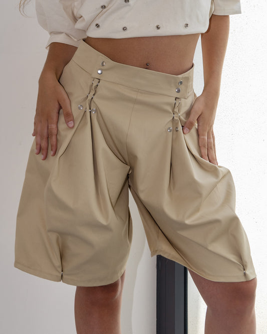 Pantalón botones doble pinza Beige