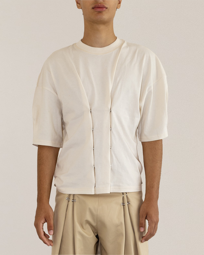 Camiseta branca quadrada