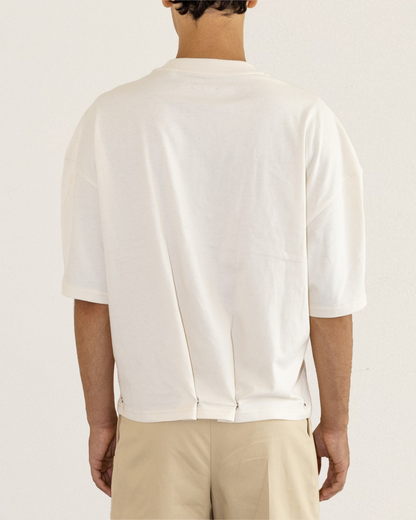 Camiseta branca quadrada